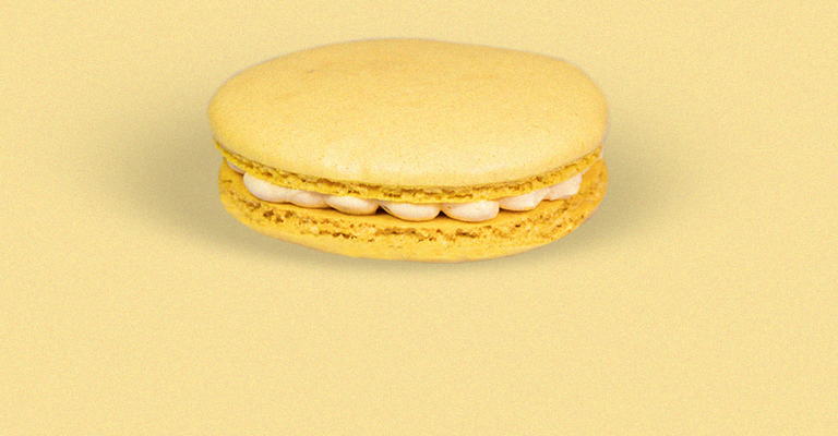 <span><strong>Exotic</strong> Macarons</span> <span><strong>Exotic</strong> Macarons</span>