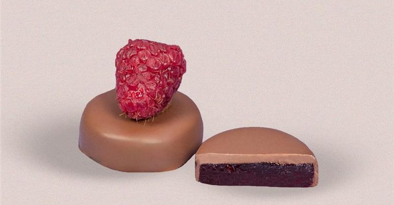 <span><strong>Choco</strong> x Raspberry</span>
<span/> <span><strong>Choco</strong> x Raspberry</span>
<span/>