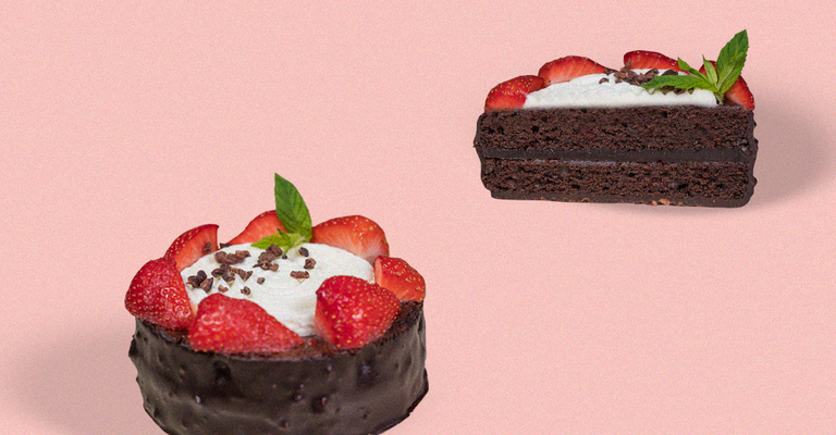 <span><strong>Chocolate </strong>Strawberry</span>
<span/> <span><strong>Chocolate </strong>Strawberry</span>
<span/>