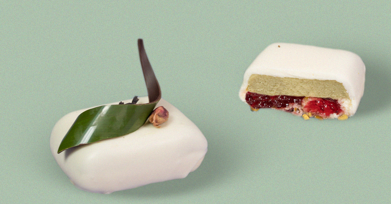 <span><strong>Pistacchio </strong>Bloom</span>
<span/> <span><strong>Pistacchio </strong>Bloom</span>
<span/>
