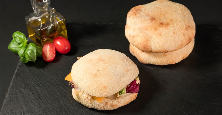 <span><strong>Lipie Somun.</strong></span>
<span/>