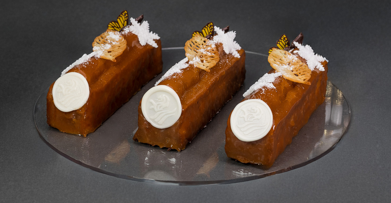 Travel <strong>Cake </strong>