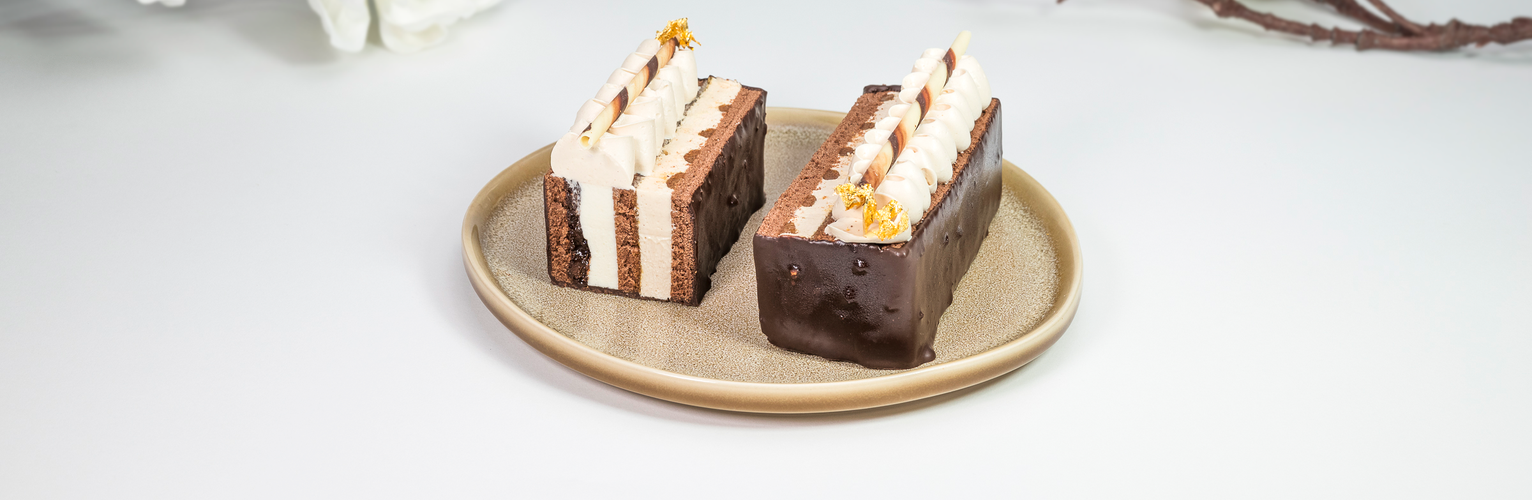 Prăjitură în straturi cu ciocolată