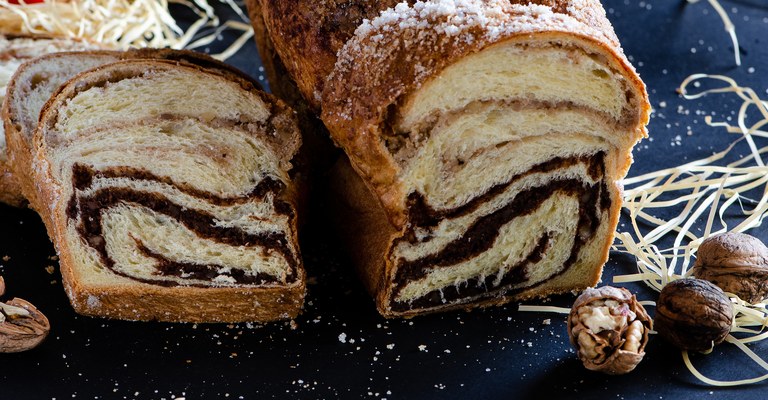 Umpluturi pentru <strong>cozonaci</strong> și <strong>aluaturi dulci</strong>