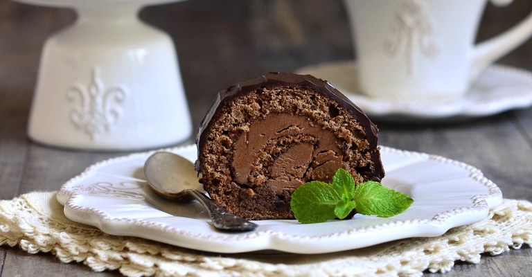 <h1 class="header-h">Chocollina<strong><span> </span>Cream&amp;Cover</strong></h1>
<span/>