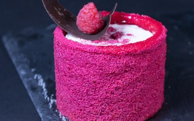 Fresh cake