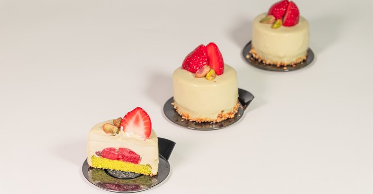 <span>Pistachio Strawberry Basil</span>
<span/>