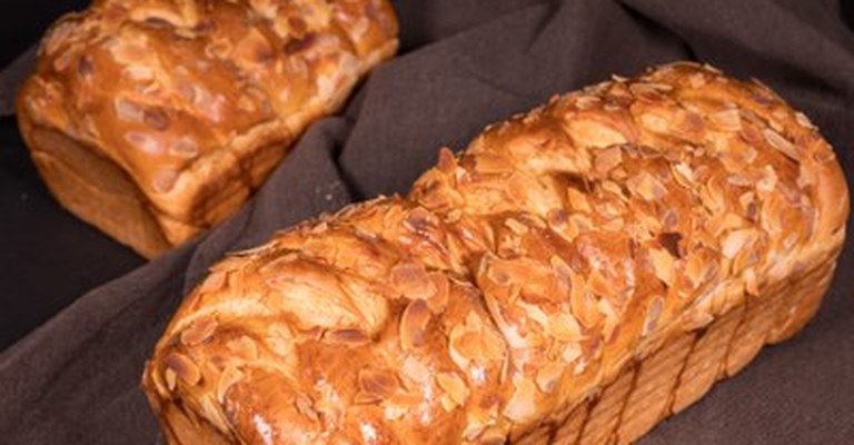 Golden Glaze <strong>Delight</strong> Golden Glaze <strong>Delight</strong>